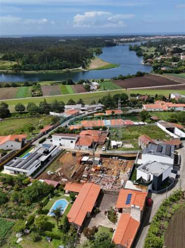 Moradia Geminada T3 Venda em Gemeses,Esposende