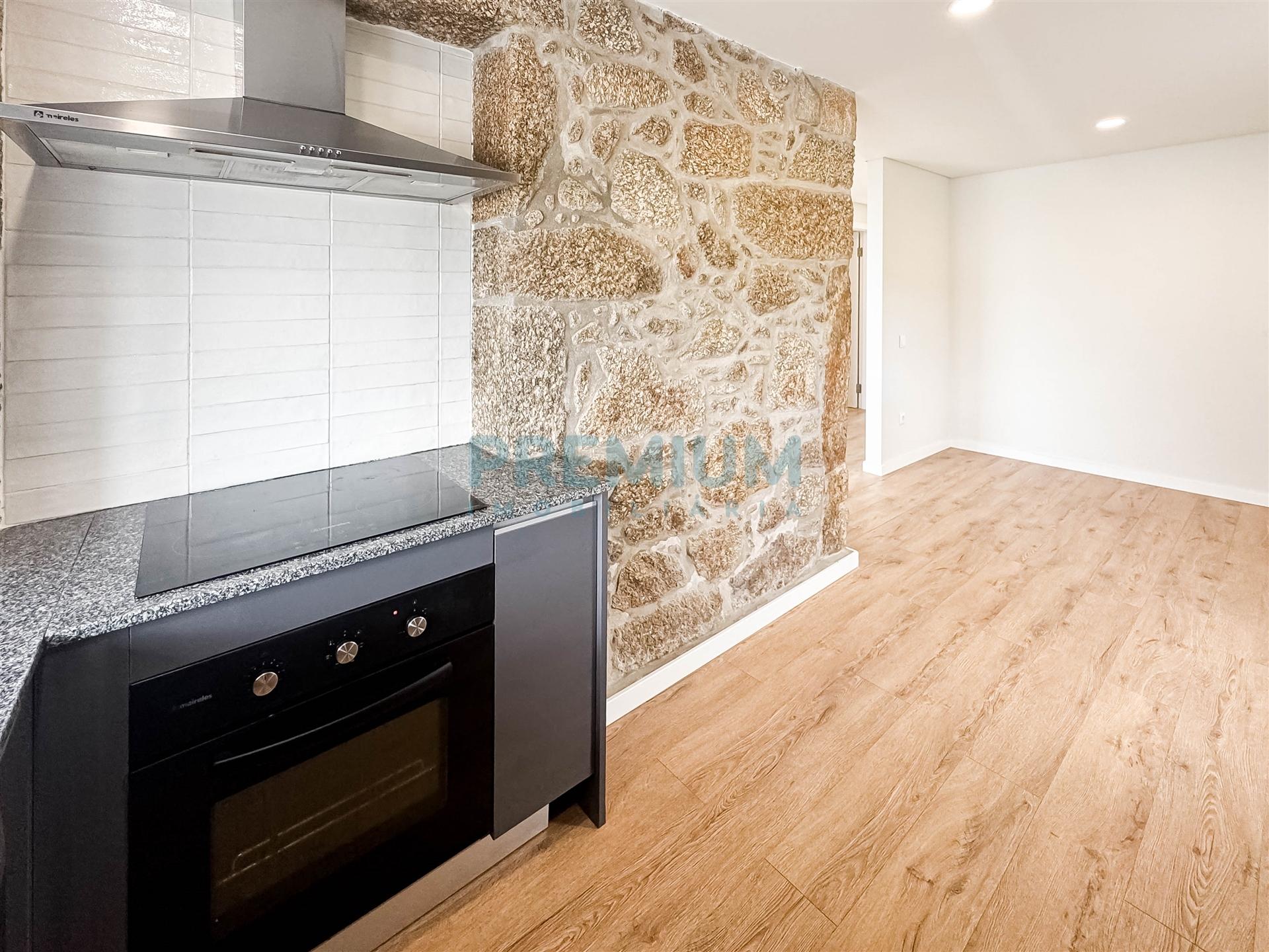 Andar Moradia T2 Arrendamento em Perelhal,Barcelos