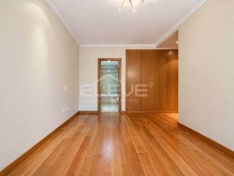 Excelente Apartamento T3 Santo Ovideo - Gaia