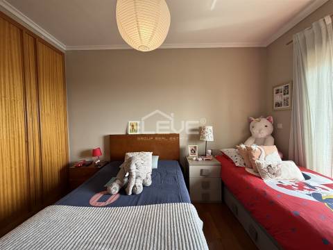 Excelente T2 Condomínio Reservado Vila Deste