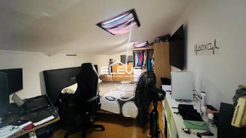 Excelente T4 Duplex Oliveira do Douro