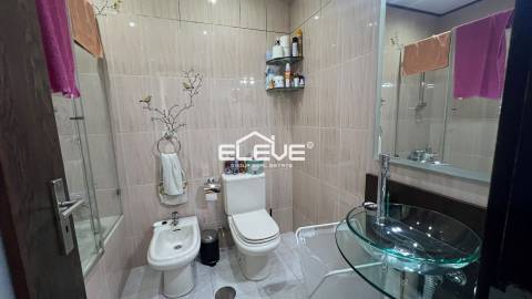 Excelente T3 Renovado Canelas