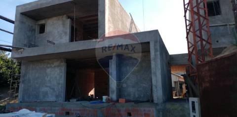 Moradia T3 para venda