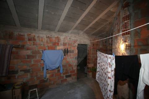 Moradia T5 para venda