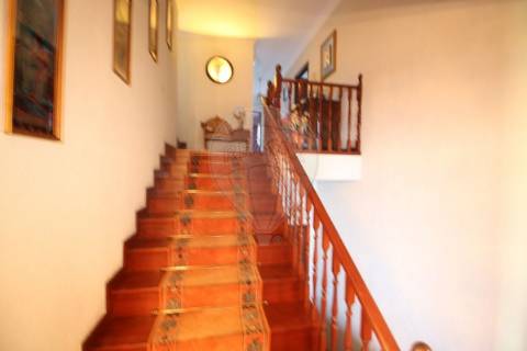 Moradia T5 para venda