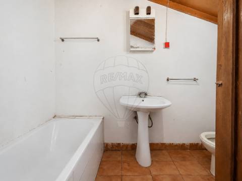 Moradia T2 para venda