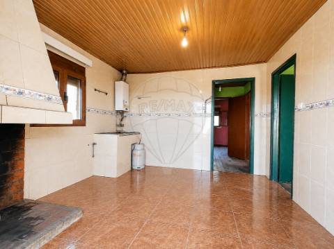 Moradia T2 para venda