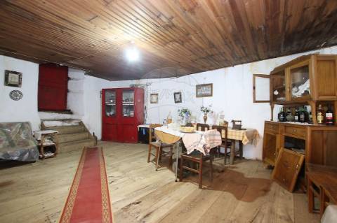 Moradia T4 para venda