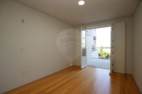 Moradia T2 para arrendamento