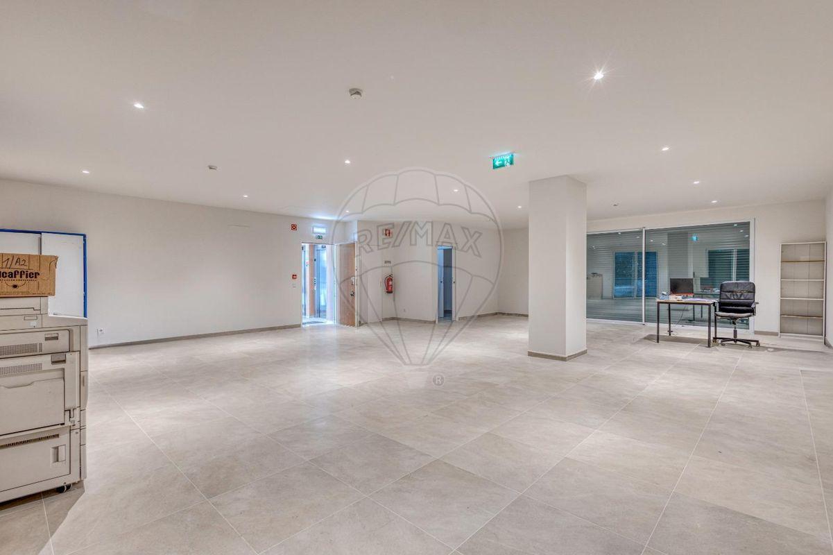 Apartamento T4 para venda