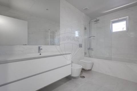Apartamento T4 para venda