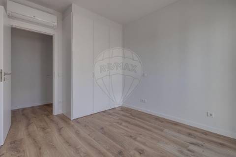 Apartamento T4 para venda