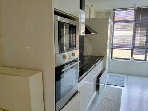 Apartamento T1 para arrendamento