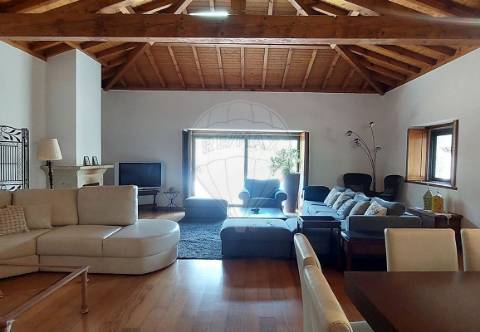 Moradia T4 para venda