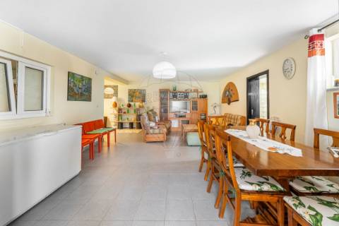 Moradia T5 para venda