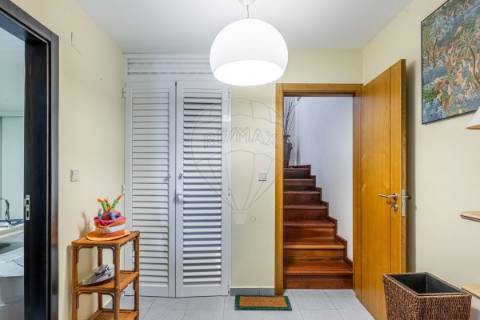 Moradia T5 para venda