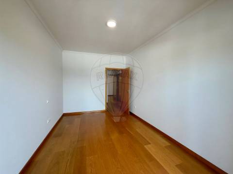Apartamento T3 para arrendamento