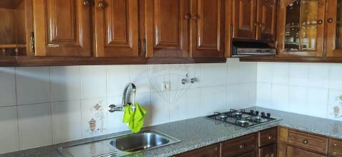 Moradia T2 para venda