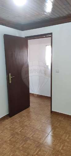 Moradia T2 para venda