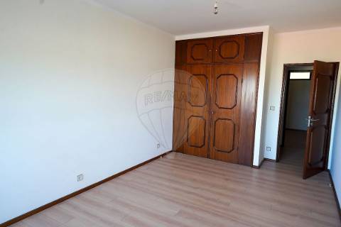 Apartamento T2 para arrendamento