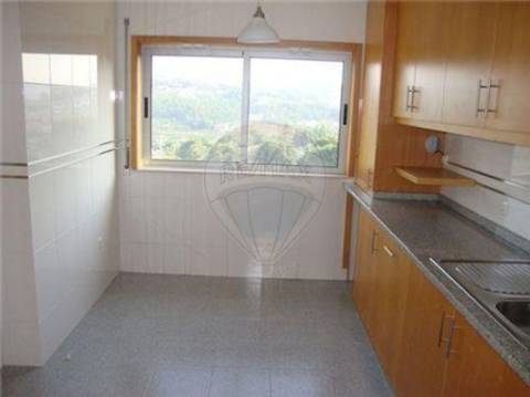 Apartamento T3 para arrendamento