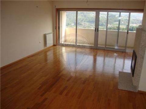 Apartamento T3 para arrendamento