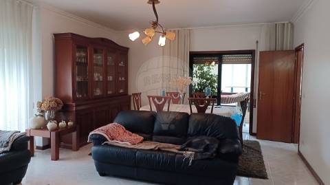 Apartamento T4 para venda