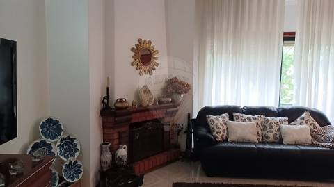 Apartamento T4 para venda