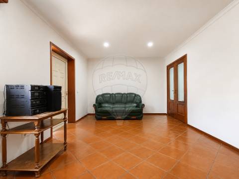 Moradia T2 para venda