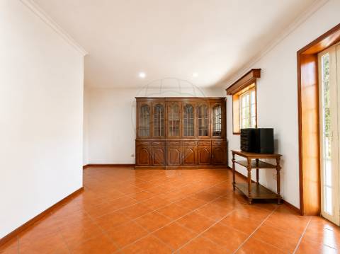 Moradia T2 para venda