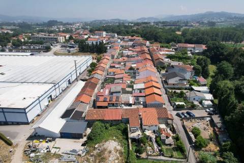 Moradia T4 para venda