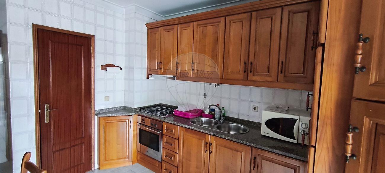 Apartamento T3 para arrendamento