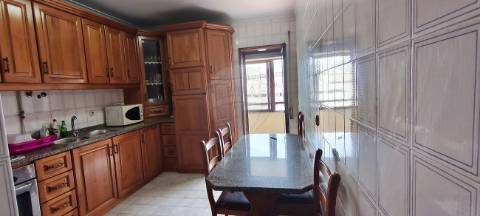Apartamento T3 para arrendamento