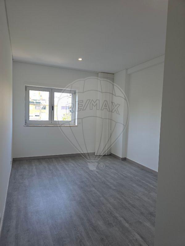 Apartamento T2 para arrendamento