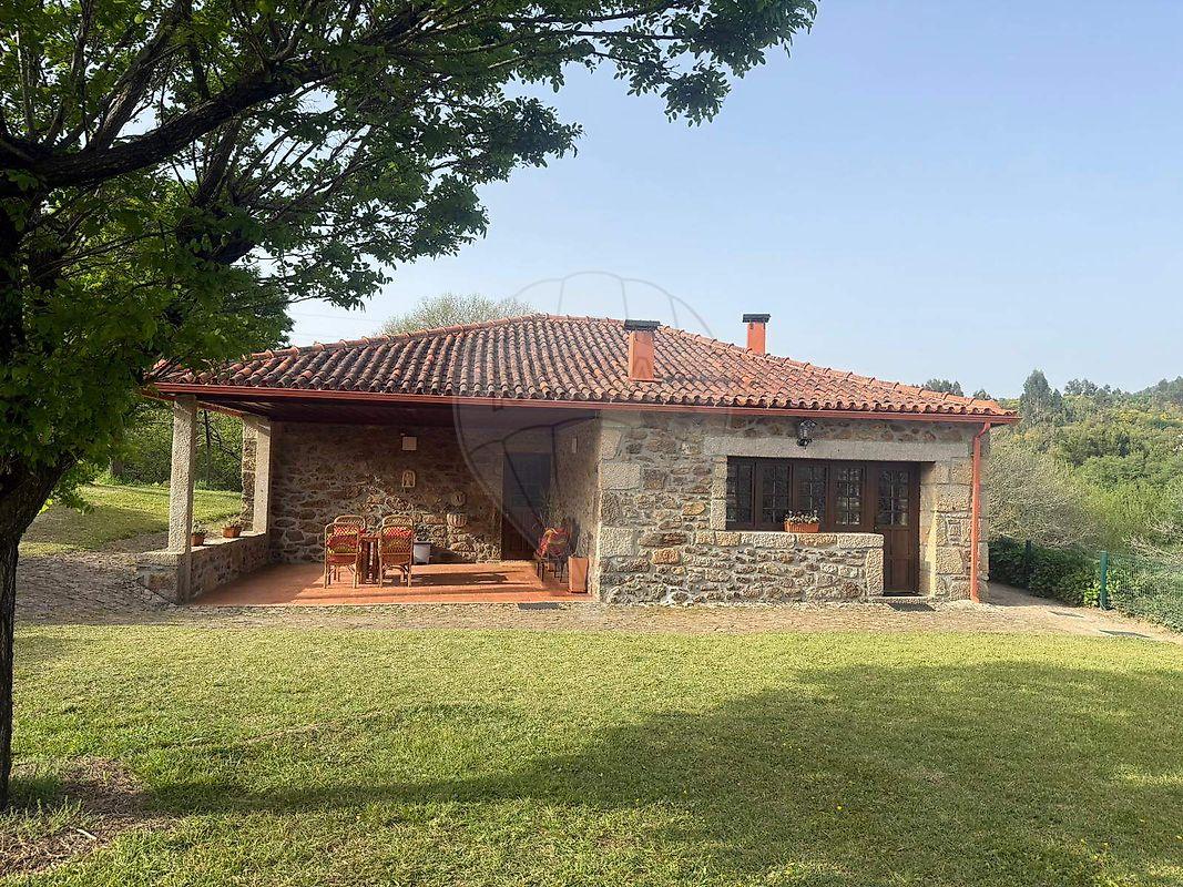 Moradia T2 para arrendamento