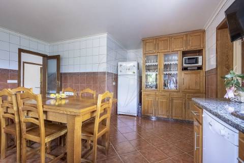Moradia T4 para venda