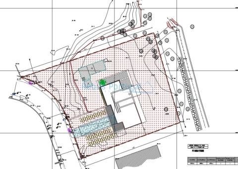 Moradia Independente com Estrutura Construída | Venda no Estado Atual ou Chave na Mão