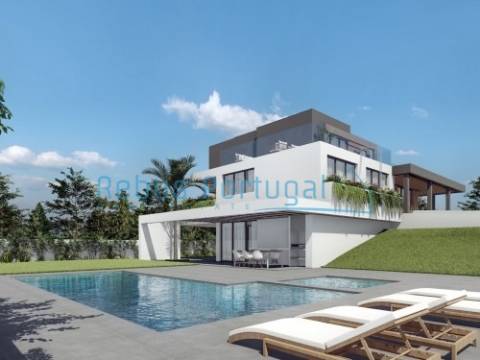 Terreno com infraestruturas para Moradia de Luxo em Construção