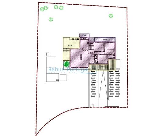 Terreno com infraestruturas para Moradia de Luxo em Construção