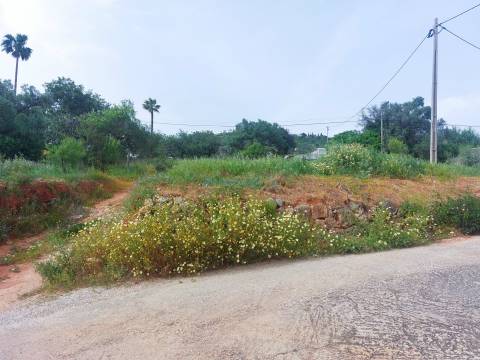 Terreno com Projeto Aprovado e Vista Mar de 180º | A 5 Minutos de Loulé