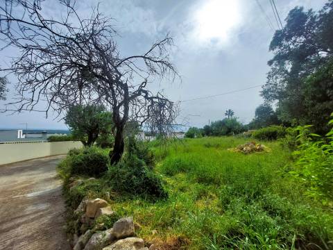 Terreno com Projeto Aprovado e Vista Mar de 180º | A 5 Minutos de Loulé