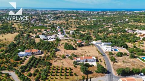 Lote de terreno para construção de condomínio.