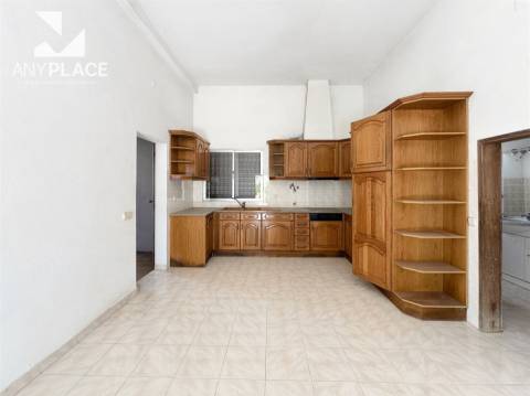 Lote de terreno para construção de condomínio.