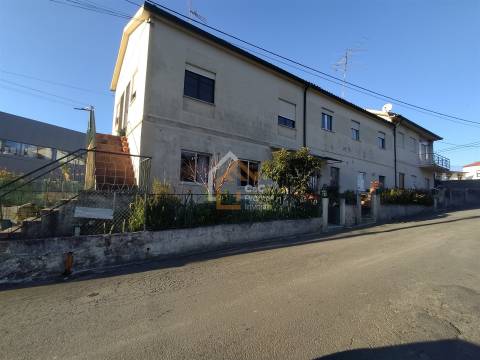 Moradia Geminada >=T10 Venda em Ferreiros e Gondizalves,Braga