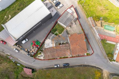Moradia Geminada >=T10 Venda em Ferreiros e Gondizalves,Braga