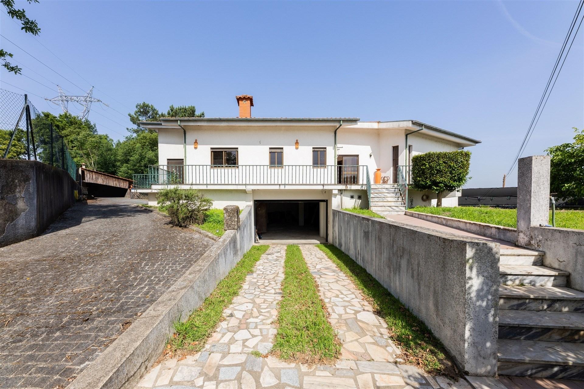 Moradia T4 Venda em Braga (Maximinos, Sé e Cividade),Braga
