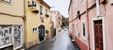 Loja  Venda em Ramada e Caneças,Odivelas