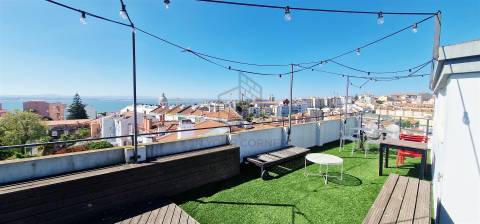 Apartamento T2 Venda em São Vicente,Lisboa