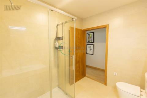 Moradia T4 duplex em São Salvador, Ílhavo
