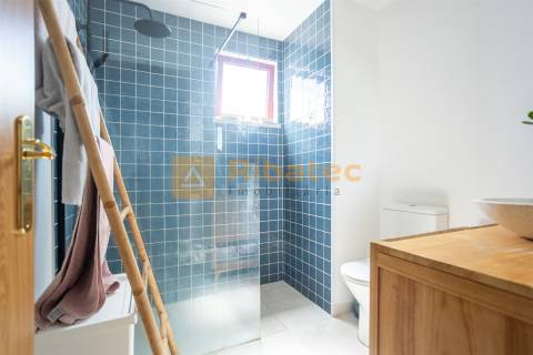 Apartamento T3 no Monte da Caparica
